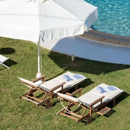 Family Maisonette With Pool #5 Vakantiehuis
