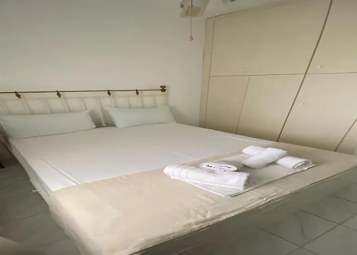 Family Maisonette With Pool #5 Сasa de vacaciones